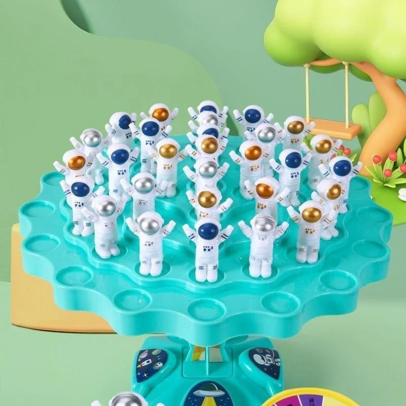 Detalhe das peças astronauta do Spaceman Balance na cor azul